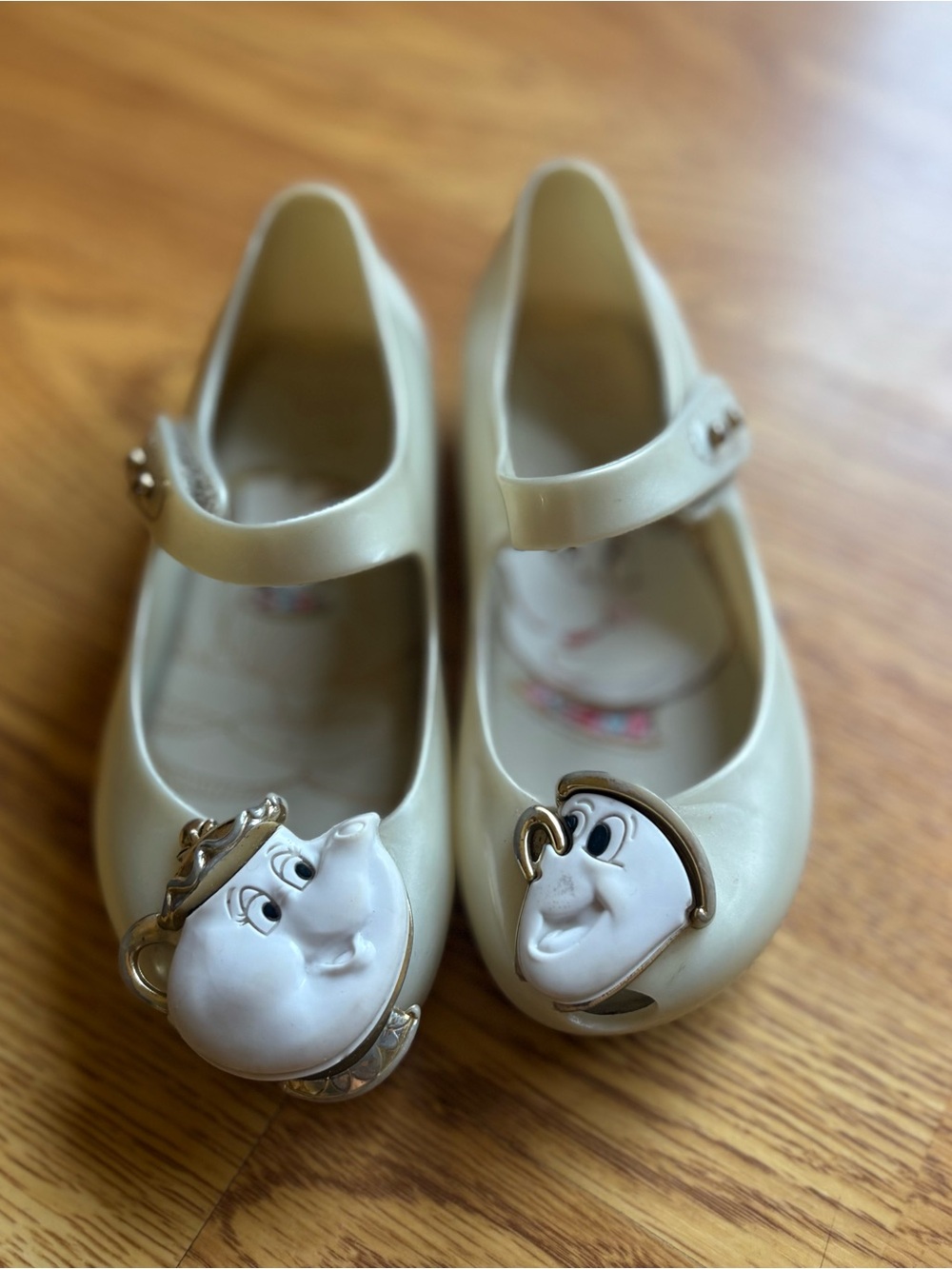 Mini Melissa Cream Mary Jane Shoes Mrs Potts Chip Beauty & The Beast Sz 9